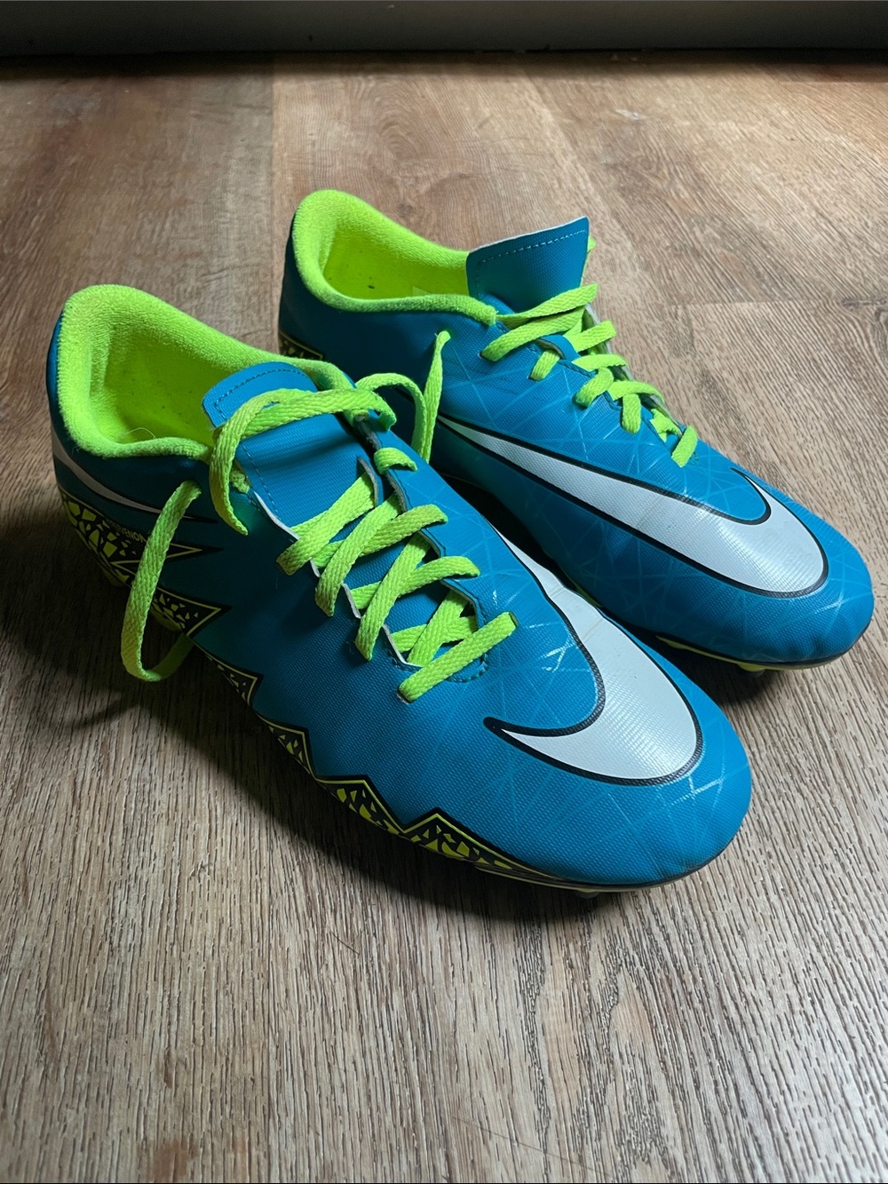 Nike Blue & Volt Soccer Shoes Cleats 8.5